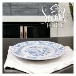 Porcelanowy talerz z wzorem 2