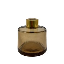 Okrągły dyfuzor zapachowy w kolorze brązowym