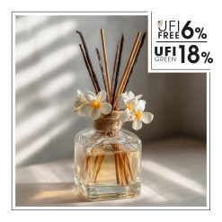 Patyczki zapachowe z olejkiem i kwiatami plumerii.