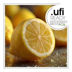 Grupa cytryn leży na drewnianym stole, tworząc świeży i kolorowy akcent.