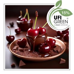 Soczyste wiśnie oblane płynną czekoladą, ułożone na talerzyku z kawałkami czekolady; w tle więcej wiśni - AF70 1330