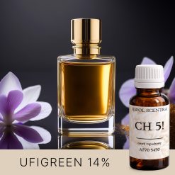 Flakon perfum z bursztynowym płynem, otoczony fioletowymi kwiatami i brokatem - AF70 5450