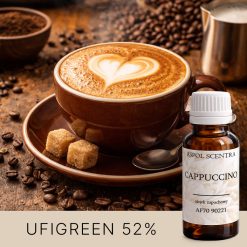 Filiżanka cappuccino z sercem z mlecznej pianki