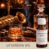 Szklanka whisky z lodem, cygaro i saksofon w klimatycznym, przyciemnionym wnętrzu
